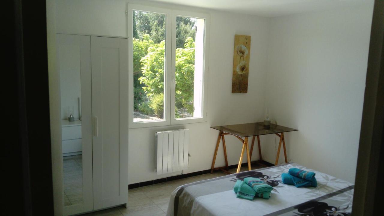 Rendez-Vous Avec Les Cigales - Gite 6 Personnes 100M2 - Piscine Privee - Climatisation Cheval-Blanc Exteriér fotografie